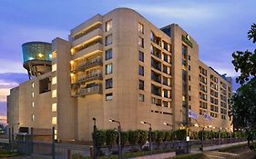 Savoy Suites Manesar